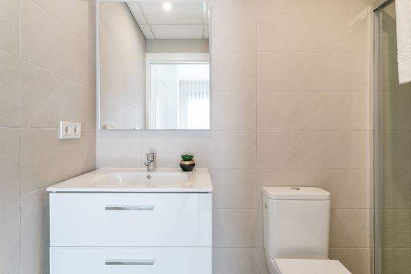 B8.2_Eden Beach-apartments-La Mata-Bathroom-May 24