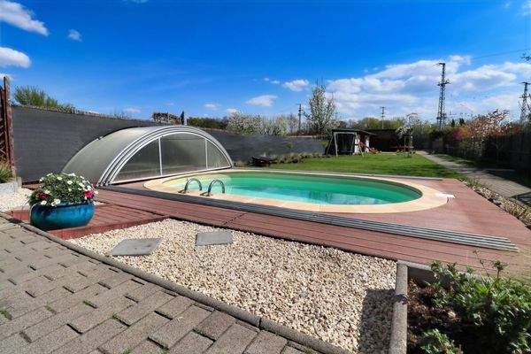 Blick aufs Grundstück