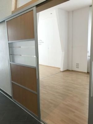 Büro EG links