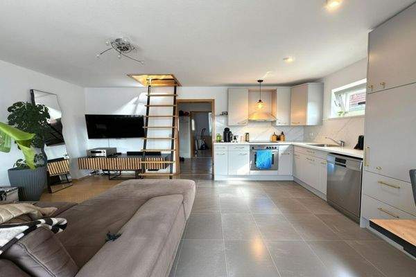 Wohnzimmer digital eingerichtet II