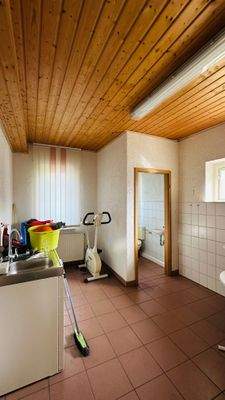 Aufenthaltsraum mit WC Werkstatt 2