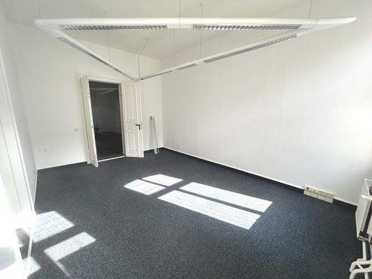 EG: Büroraum