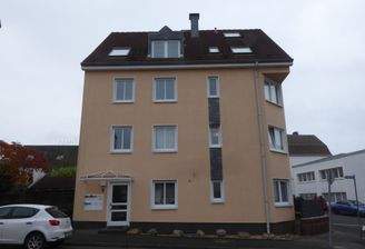 Vorderansicht des 4-Familien-Hauses