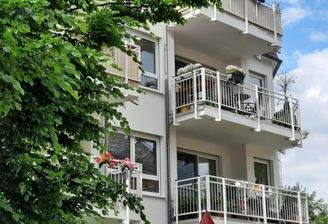 Großer sonniger Balkon 🌞