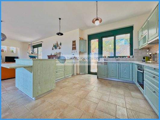 37f09b5596154e9da9d606f588b1762e-original