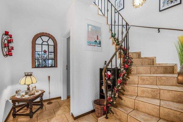 Treppe, die in das Dachgeschoss führt