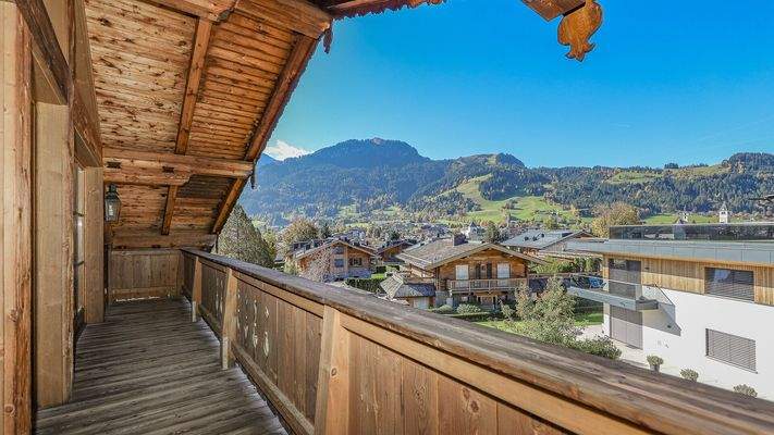KITZIMMO-Dachgeschosswohnung in Toplage am Sonnberg kaufen - Immobilien Kitzbühel.