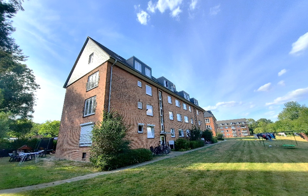 Eingangsbereich (sommer)