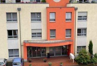 Eingangs- und Empfangsbereich.jpg