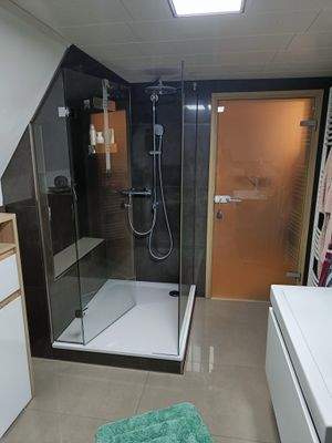 Badezimmer Dachgeschoss