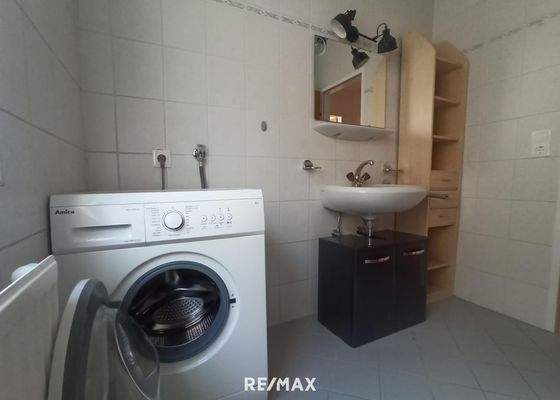 Imst - Wohnung - Badezimmer