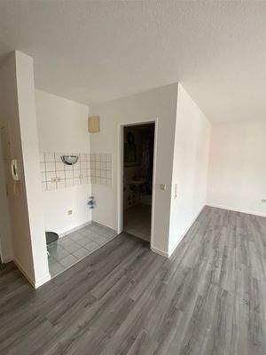 Blick zur Küche und Bad