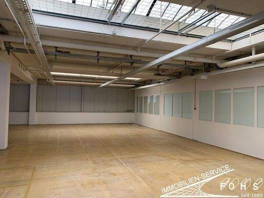 Gewerbe-Prod.-Büro 1.568 m² 1.OG Foto 5