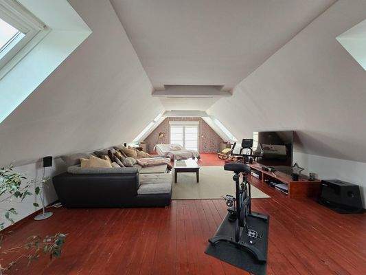 Wohnzimmer von Treppenaufgang