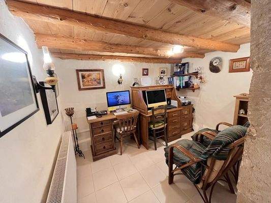 Kreta, Paleloni – Traditionelles kretisches Haus mit ikonischen Steinbögen