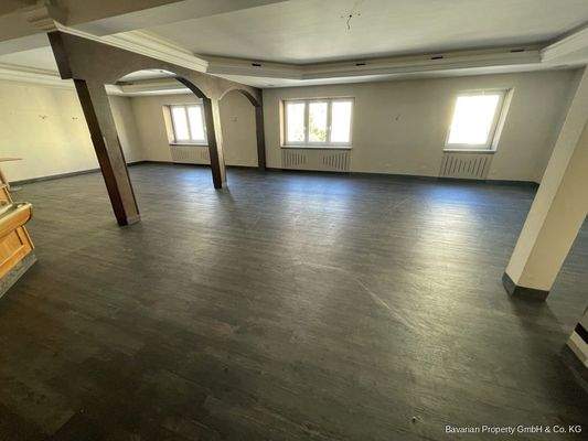 Café/Restaurant 1. OG