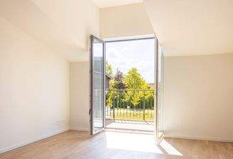 Lichtdurchfluteter Wohnbereich