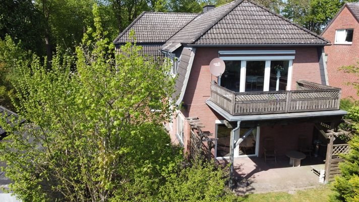 Charmantes Zweifamilienhaus