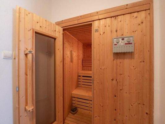 Kreta, Elounda: Villa mit Pool und atemberaubendem Meerblick auf die Bucht zu verkaufen