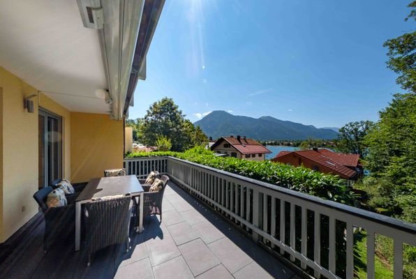 TERRASSE mit Seeblick