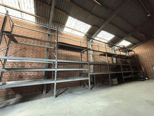 Hochregale Lagerhalle 