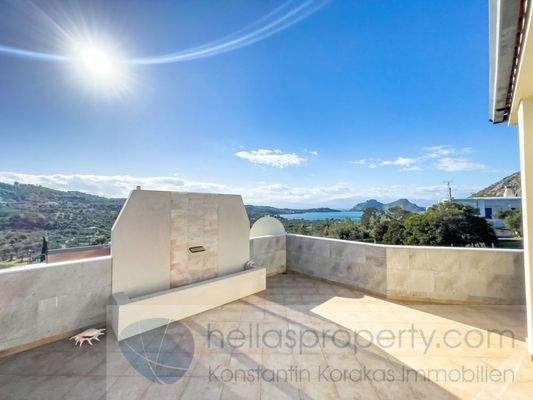 img_e273e2f2-3e5e-4476-b416-f1a4d2d263f2