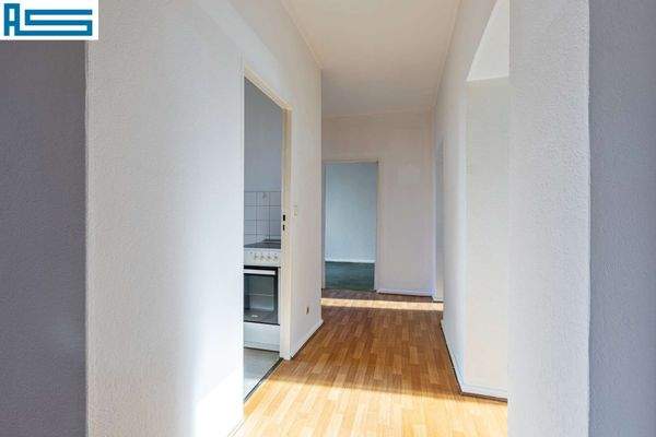 Blick den Flur entlang