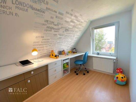 Kinderzimmer 2 OG links KI