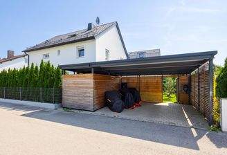 Carport mit Wallboxen