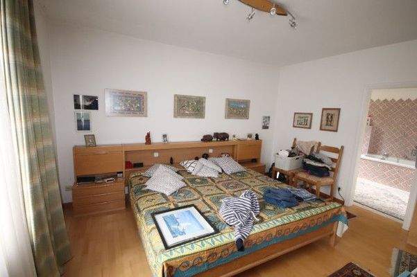 Zugang zu Bad 2 vom Schlafzimmer