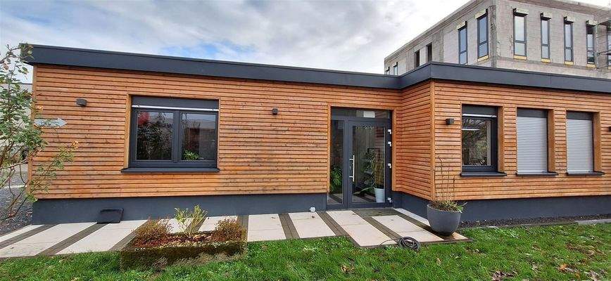 Bürogebäude Frontansicht