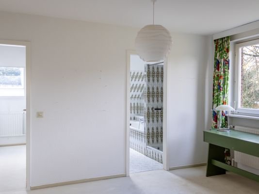Ankleide- und Badezimmer en suite