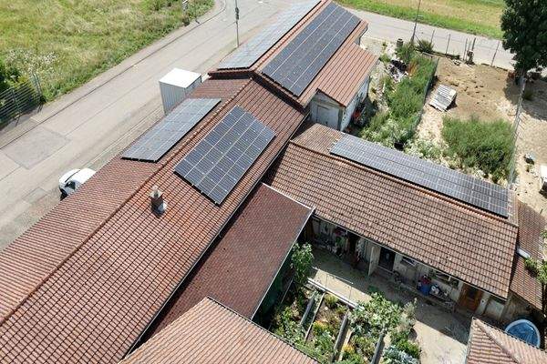 Werkhallen + Hühnerstall