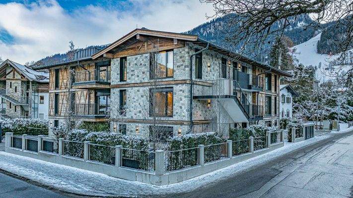 KITZIMMO-Exklusive Erdgeschossmaisonette in zentraler Toplage kaufen - Immobilien Kitzbühel.