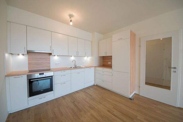 Einbauküche mit Elektrogeräten