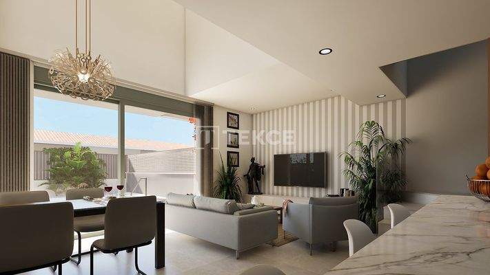 Semi-Detached Villas Meters from the Beach in Los Nietos