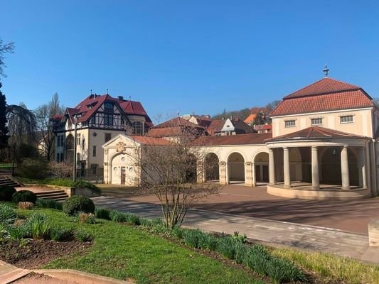 Villa Antik mit Wandelhalle