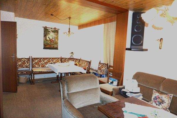 Essbereich im Wohnzimmer.JPG