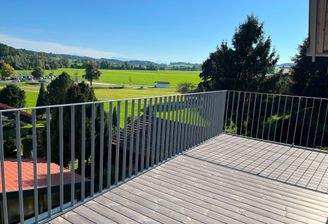 Weite Ausblicke von der Dachterrasse