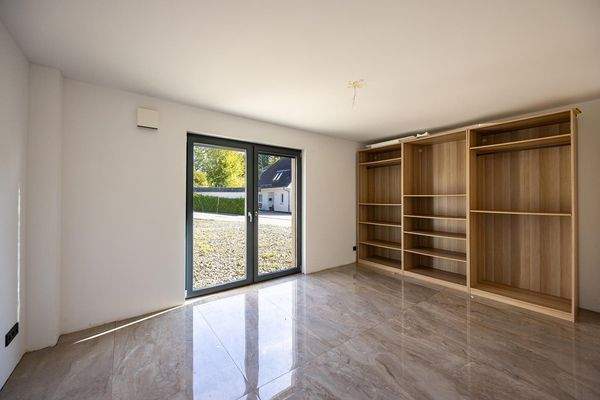 EG: Kind 4 / Büro / Gast / Kellerersatzraum