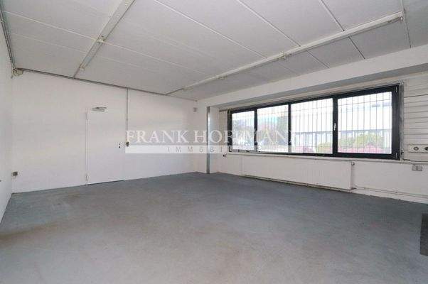 V9763 Halle 1 Büro EG