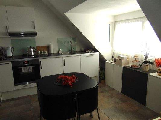 DG Küche Bild 1