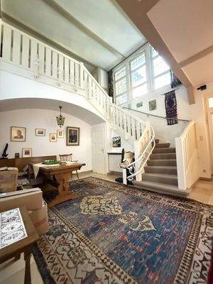 Empfangsbereich  mit Zugang zum 1.OG