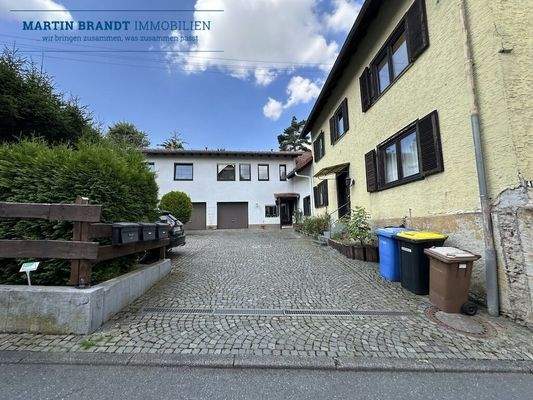 Zufahrt zum Innenhof