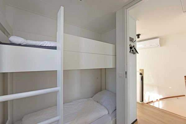 ferienhaus-kaufen-am-Wasser-brielle-007
