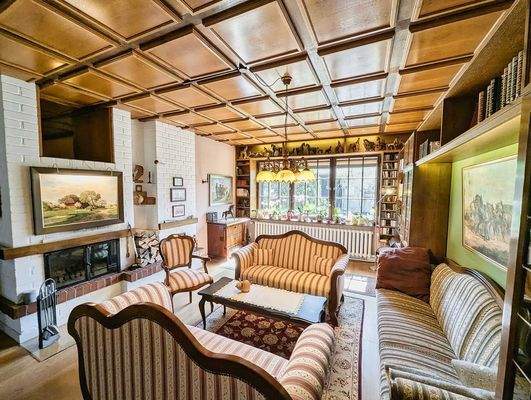 makellos 07 EFH Bützow  - Wohnzimmer Hauptwohnung.