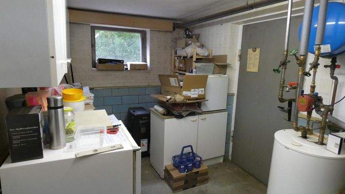 Waschraum und Heizung