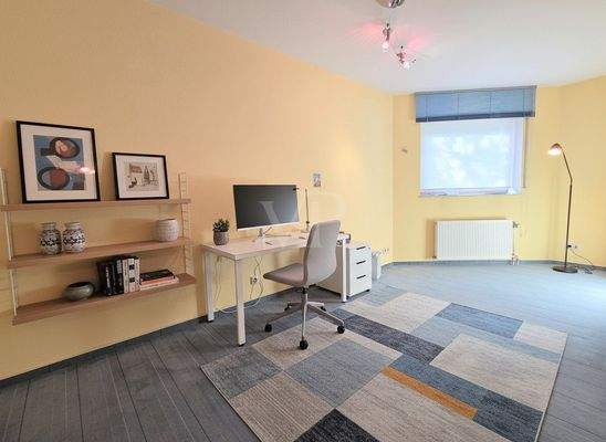 Wohnlich ausgebauter Bürobereich KG Beispiel