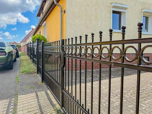 Schmiedeeiserner Zaun