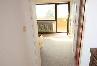 Zimmer vom Flur kommend